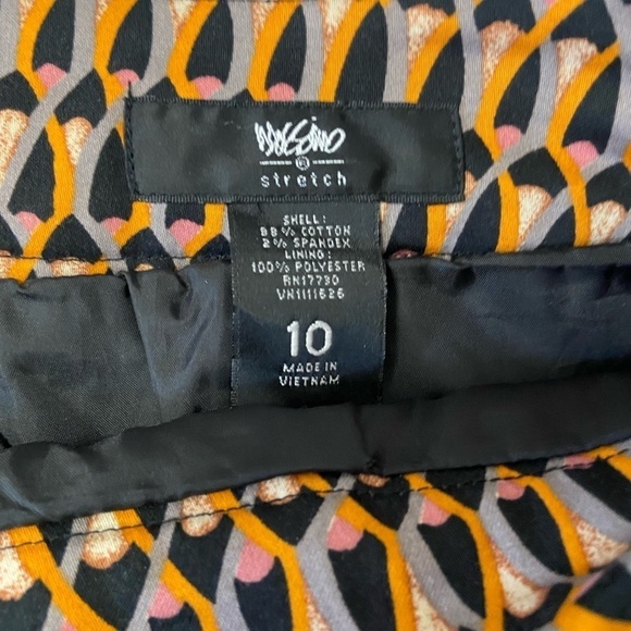 Mossimo stretch skirt size 10 - Picture 3 of 5